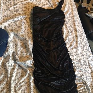 One shoulder black dress